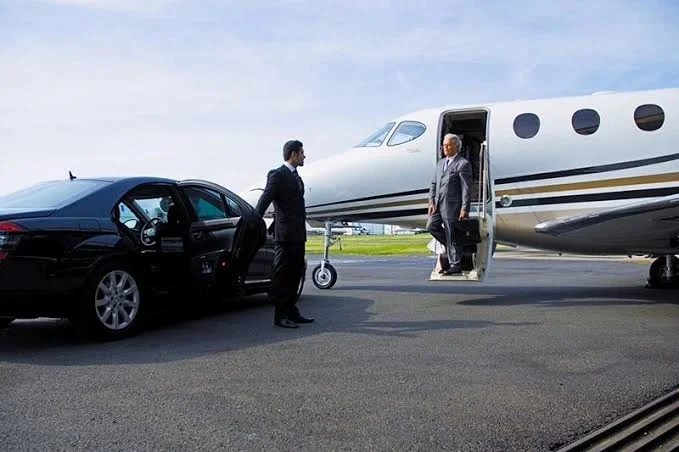 Spring to William P. Hobby Airport (HOU) Car Service